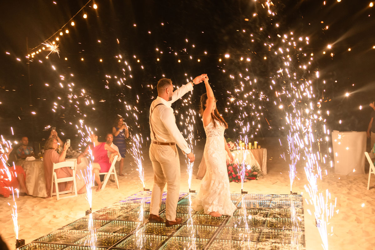 Newlywed first dance under the stars