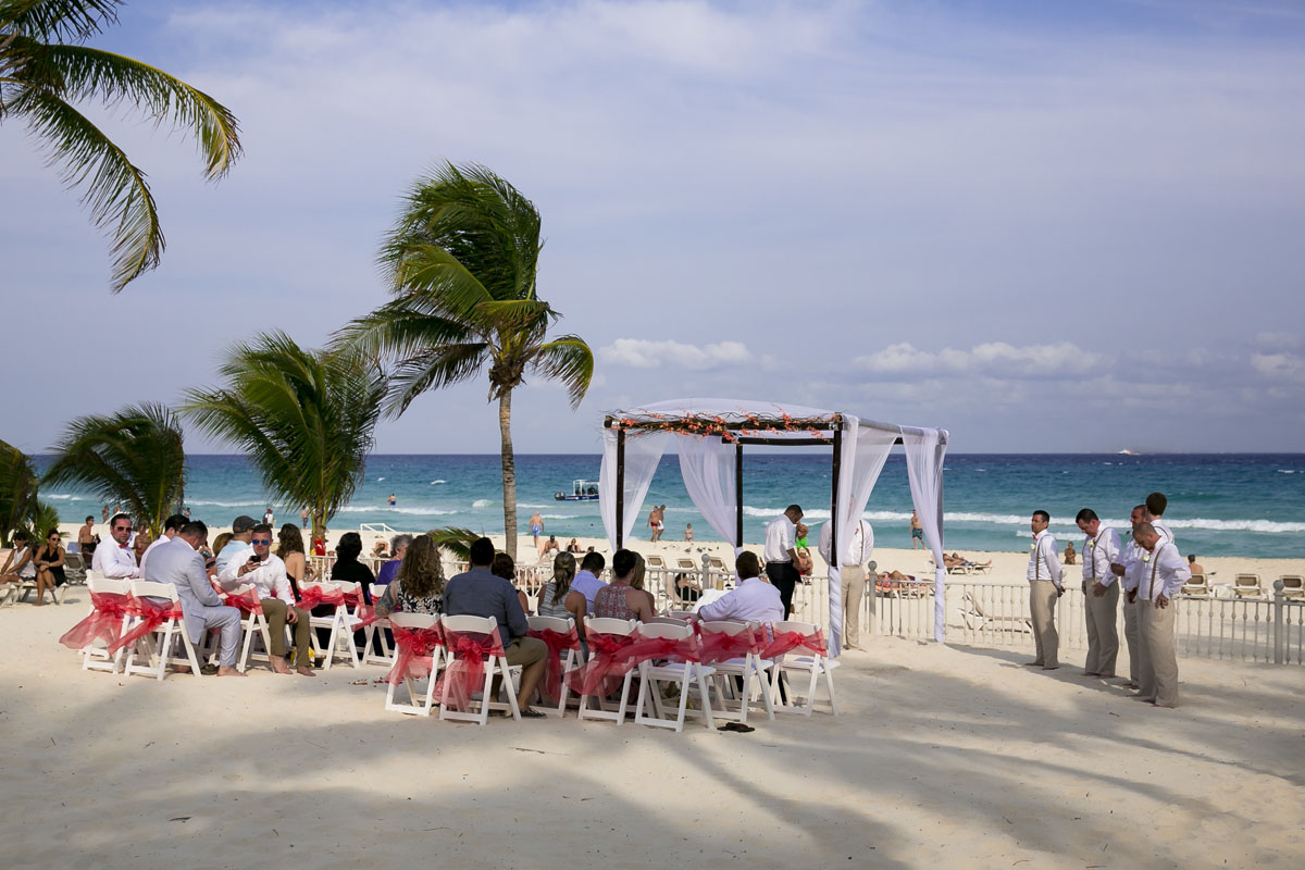TropicalWeddingDecor