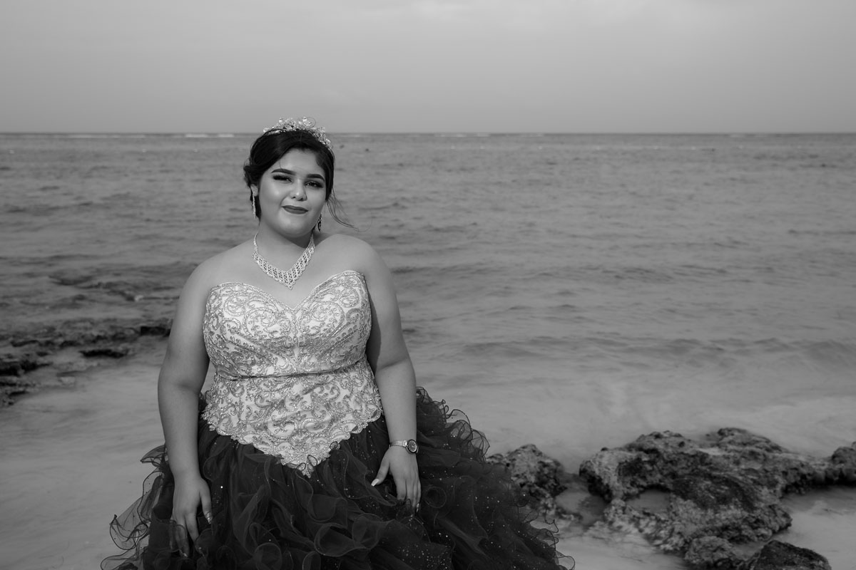 AkumalQuinceaneraLisiOnBeachsideRocks