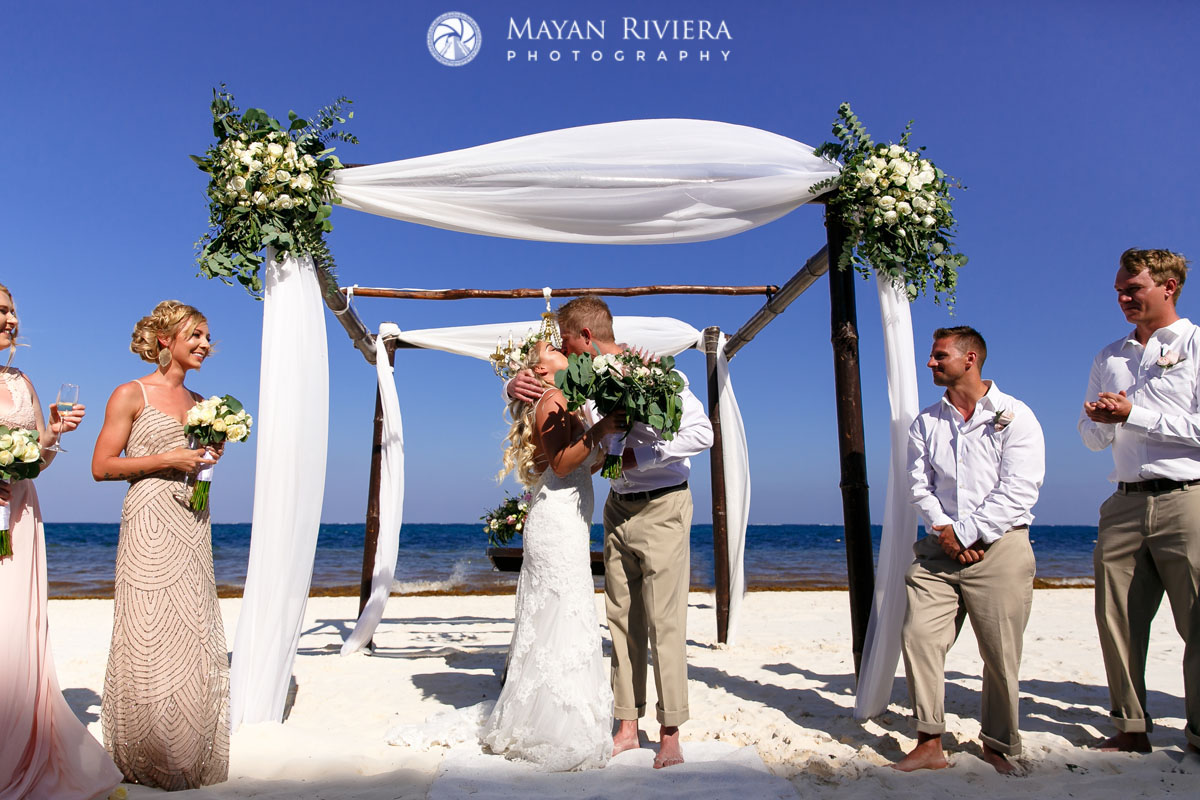 NewlywedsFirstKiss