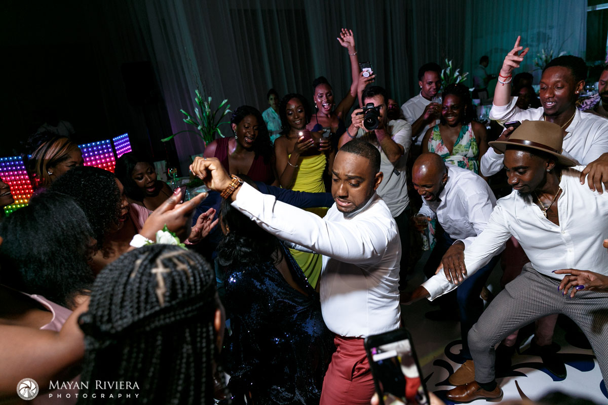 ReceptionDanceMoves