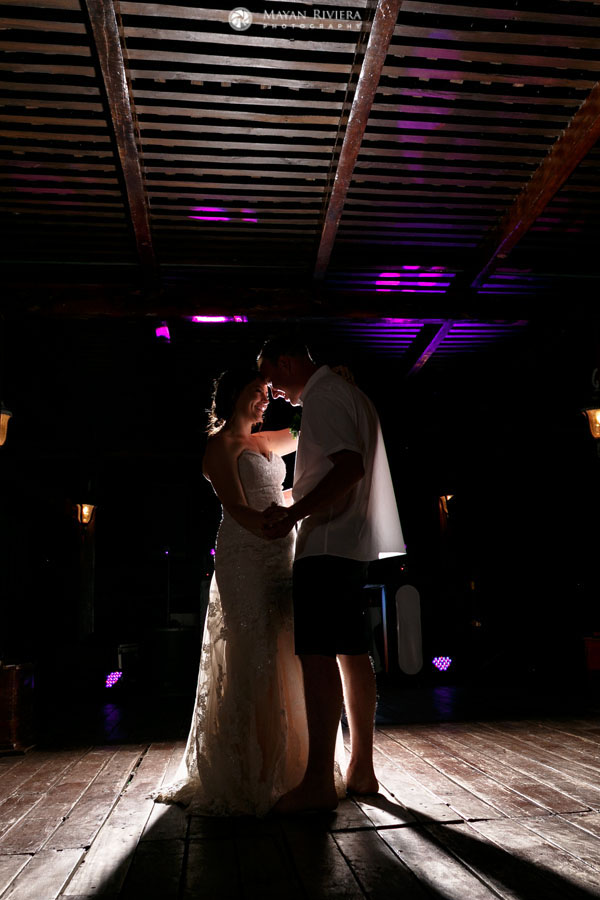 NewlywedsFirstDance