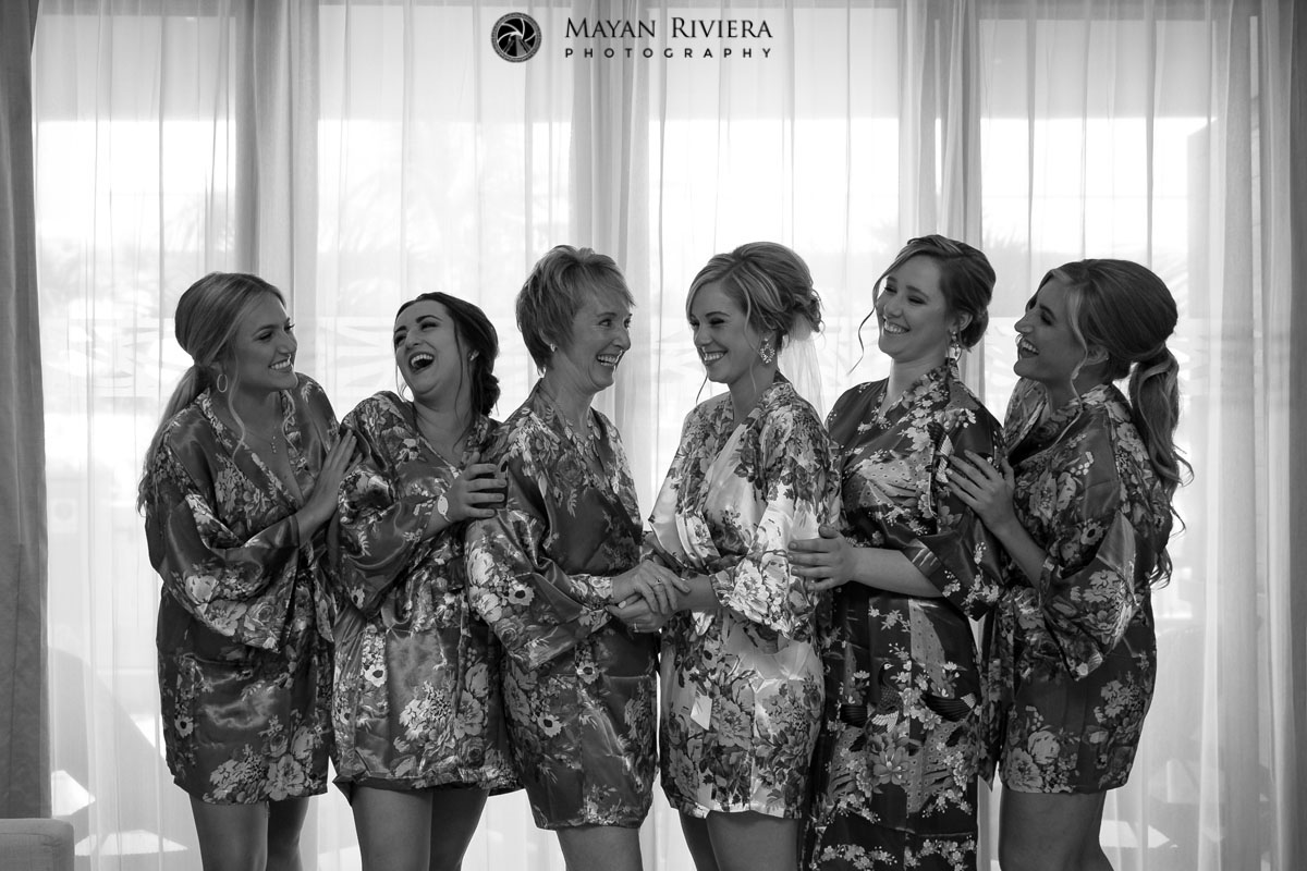 BridalPartyLaughing