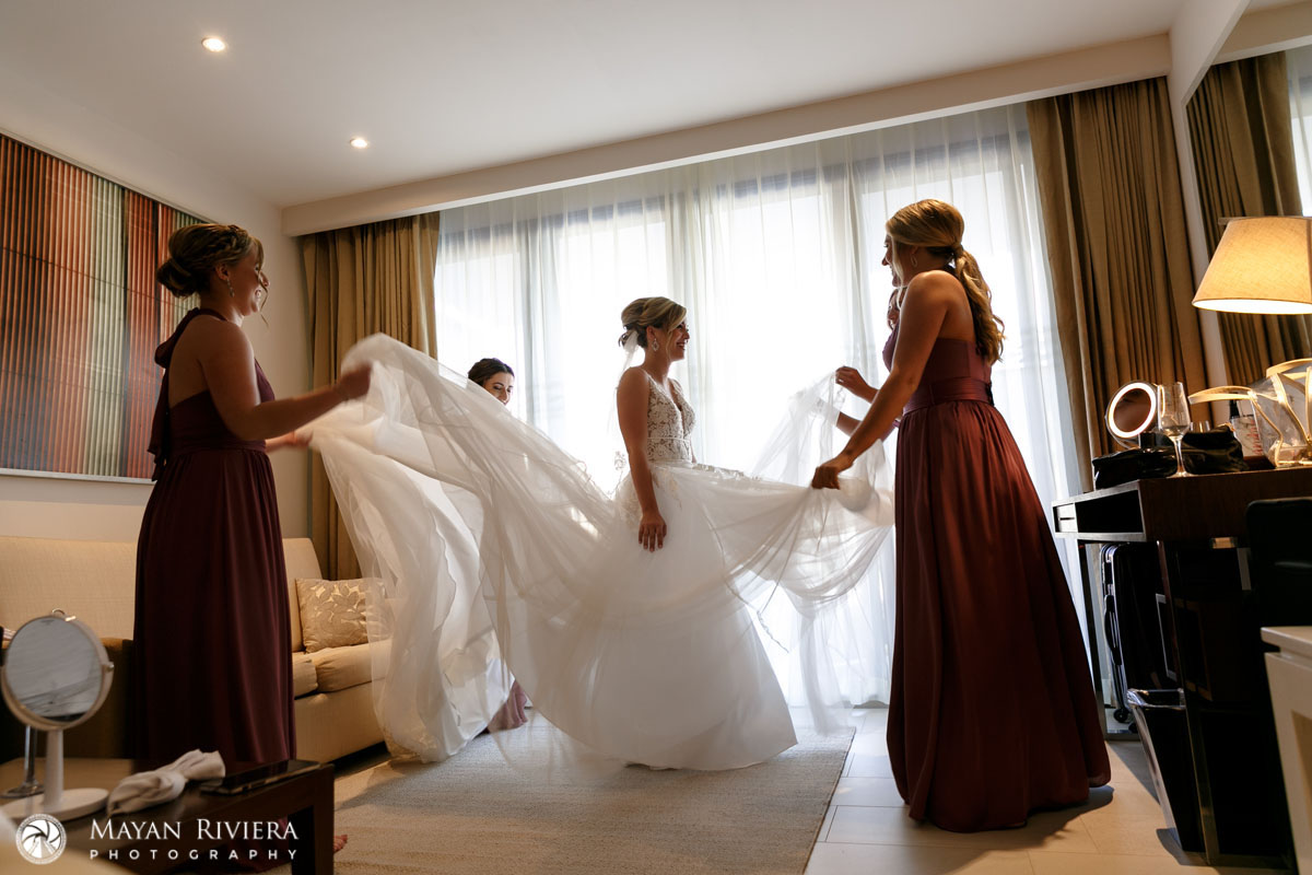 BridesmaidsFluffingSkirt