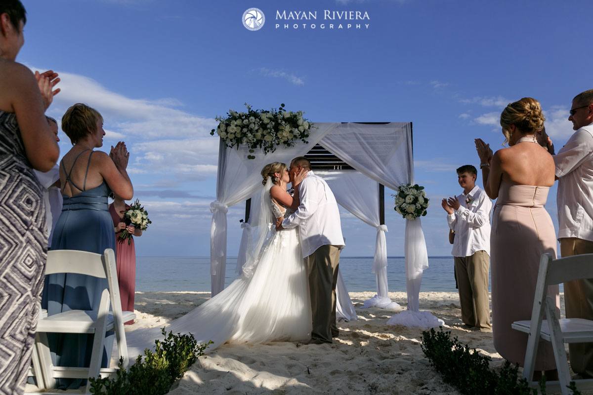 NewlywedsFirstKiss