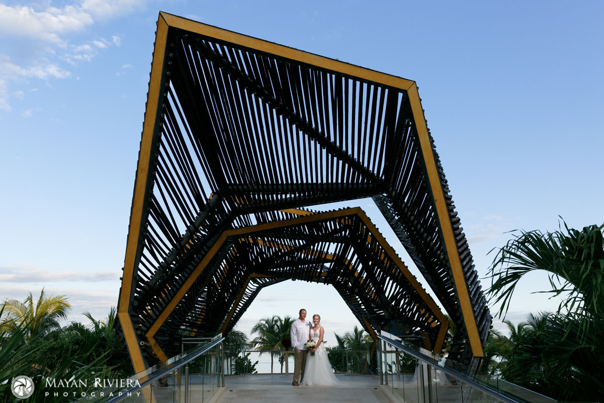NewlywedsPoseUnderRoyaltonRooftopTunnel
