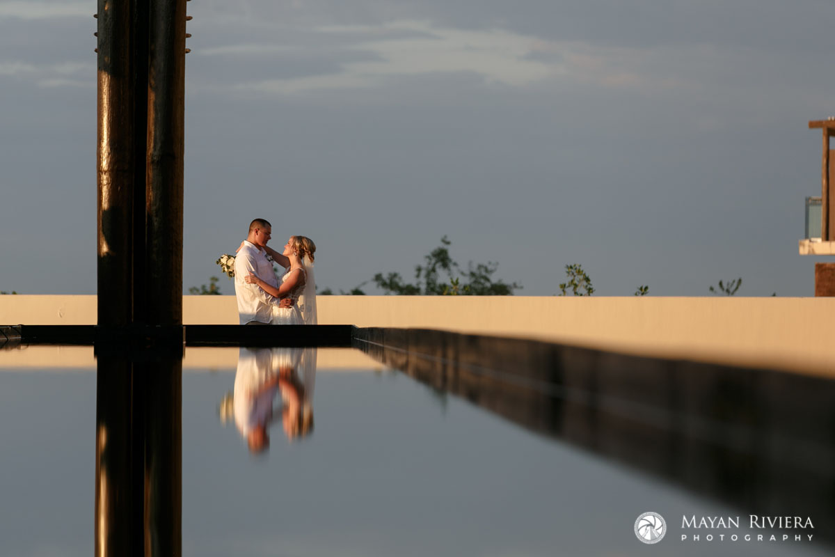 NewlywedsPoseReflectedInRoyaltonPool