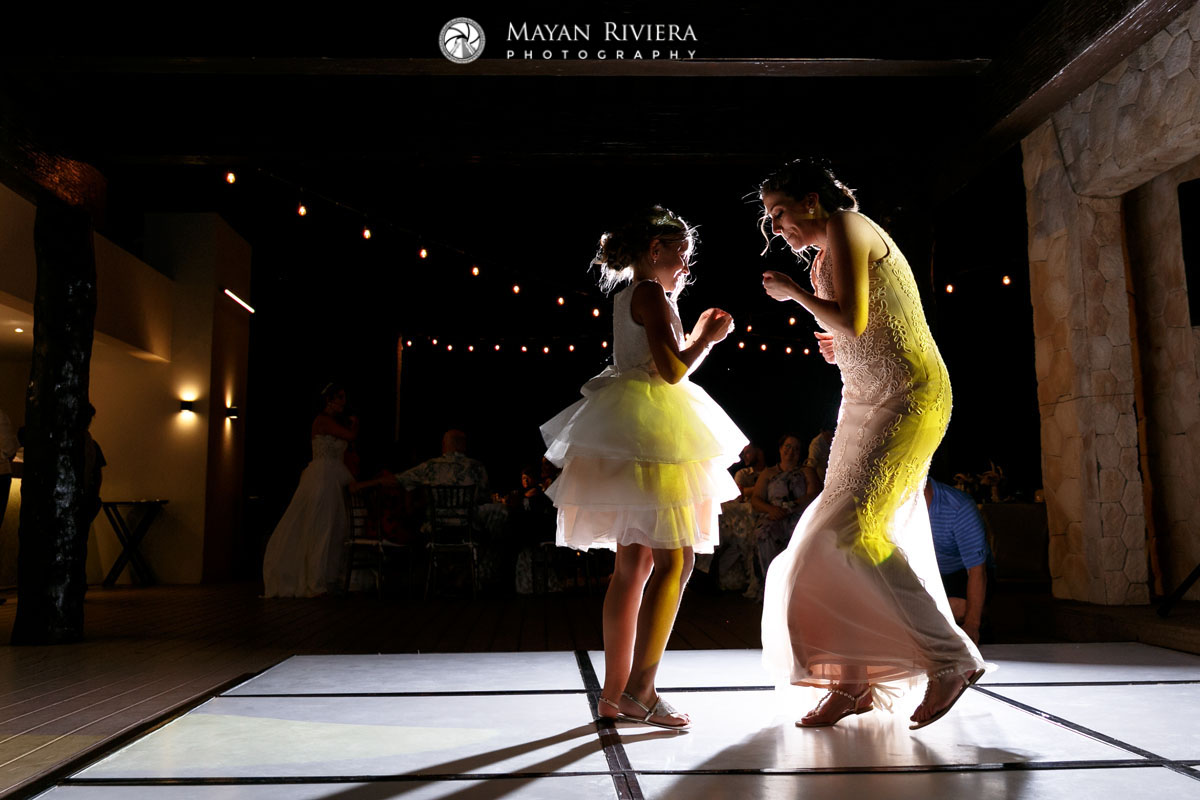 RoyaltonReceptionDanceMoves
