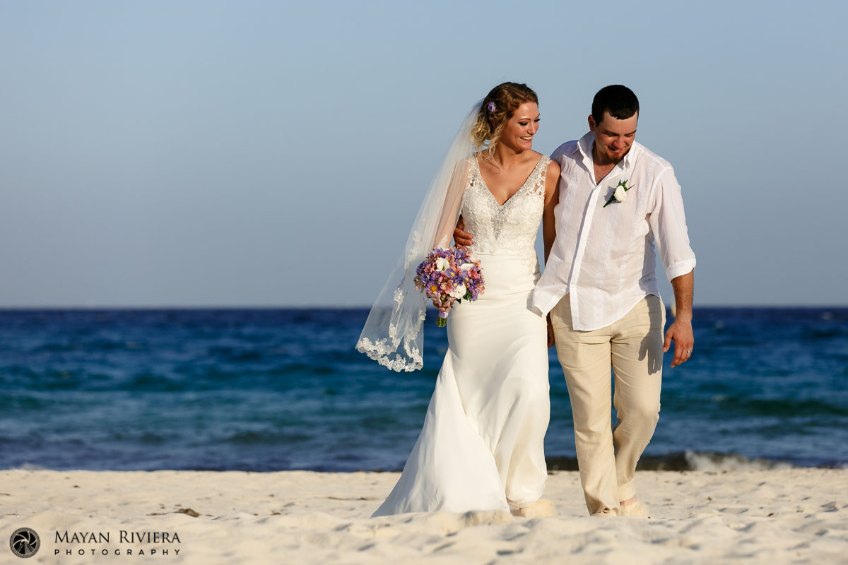 NewlywedsBeachWalk