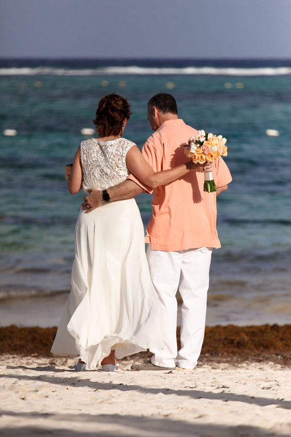 AnniversaryCoupleOnBeach