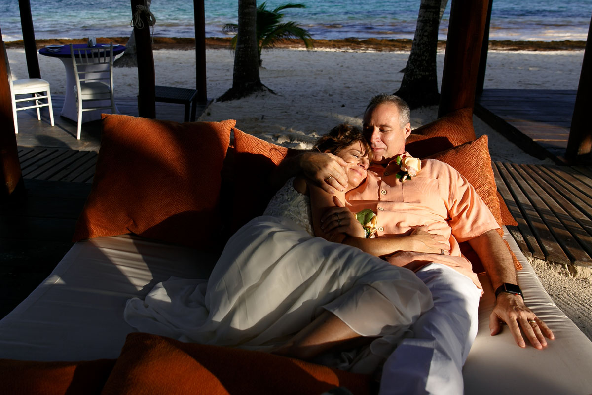 AnniversaryCoupleRelaxOnBeach