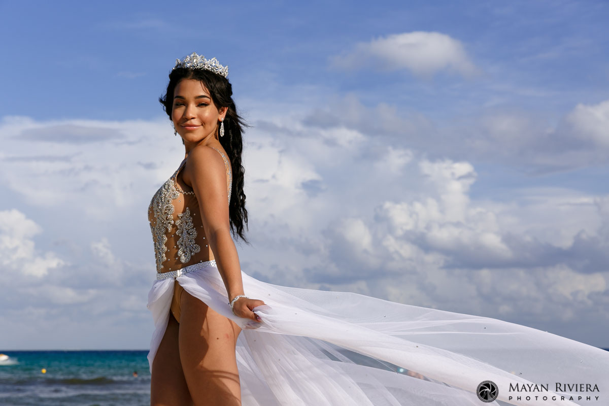 MelaniePosesOnTheBeach