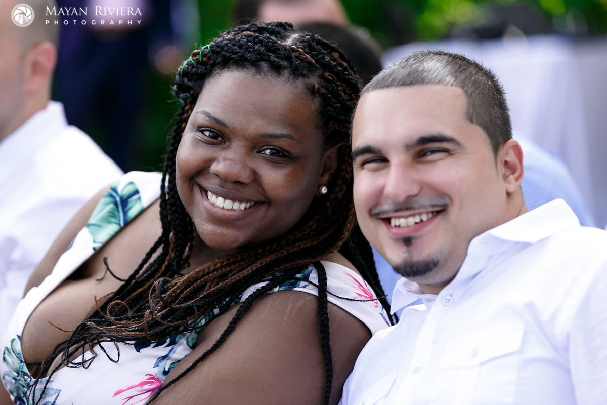 HappyWeddingGuests