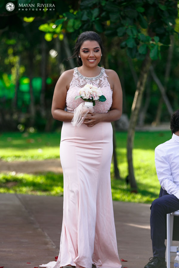 BridesmaidWalkingIn