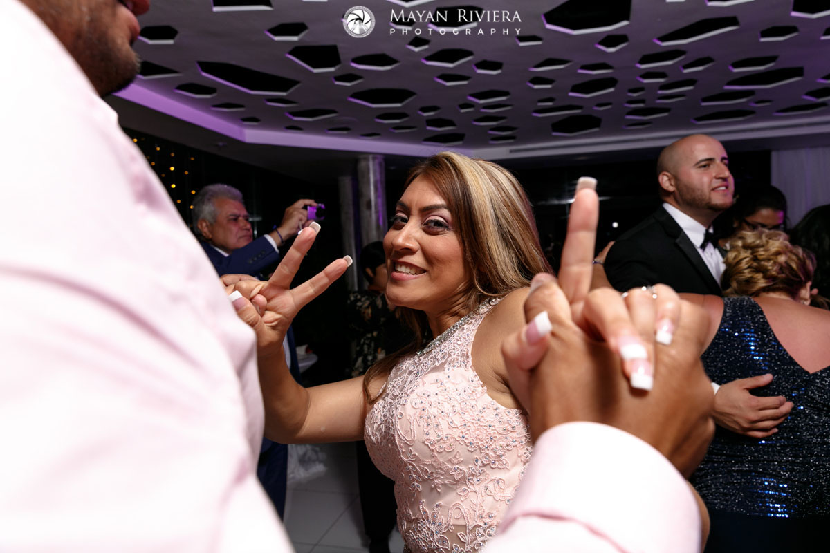 ReceptionDancingMoves