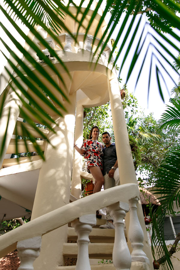 CoupleStandOnSpiralStaircase