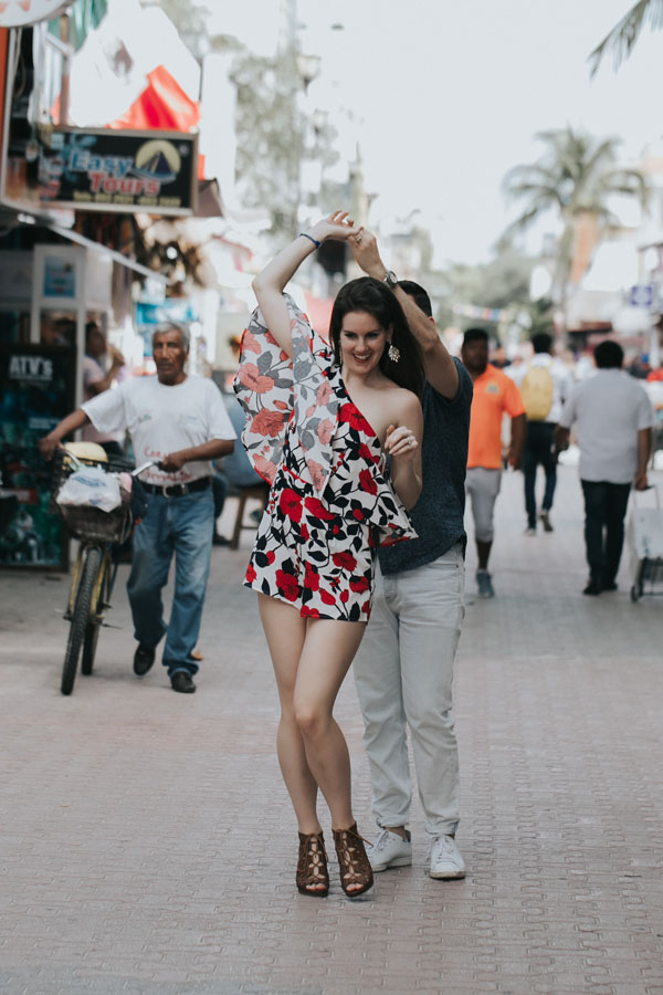 CoupleDanceOnBusyStreet