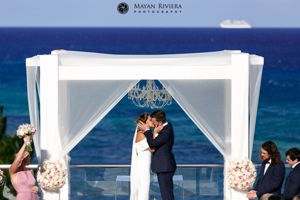 NewlywedsFirstKiss