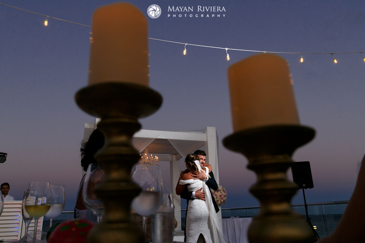NewlywedsFirstDance
