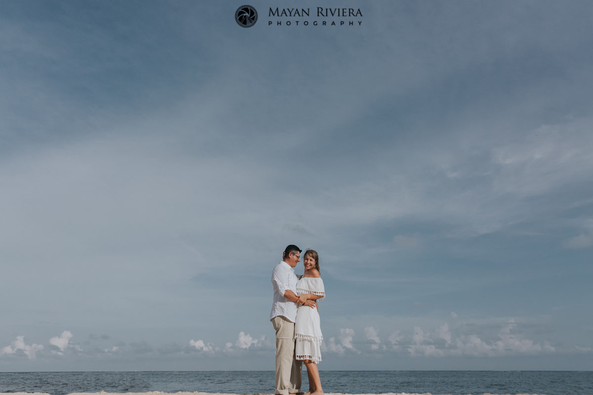 ParentsPoseTogetherOnBeach