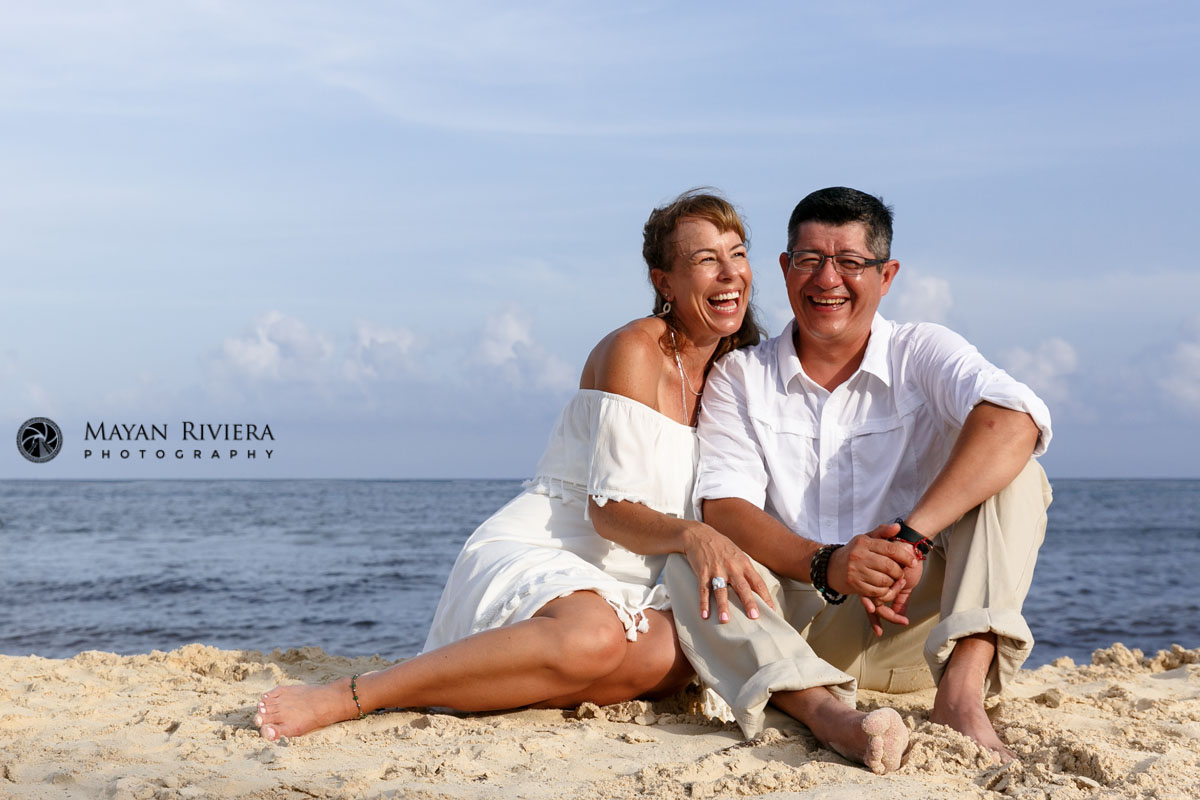 LaughingParentsPoseOnBeach