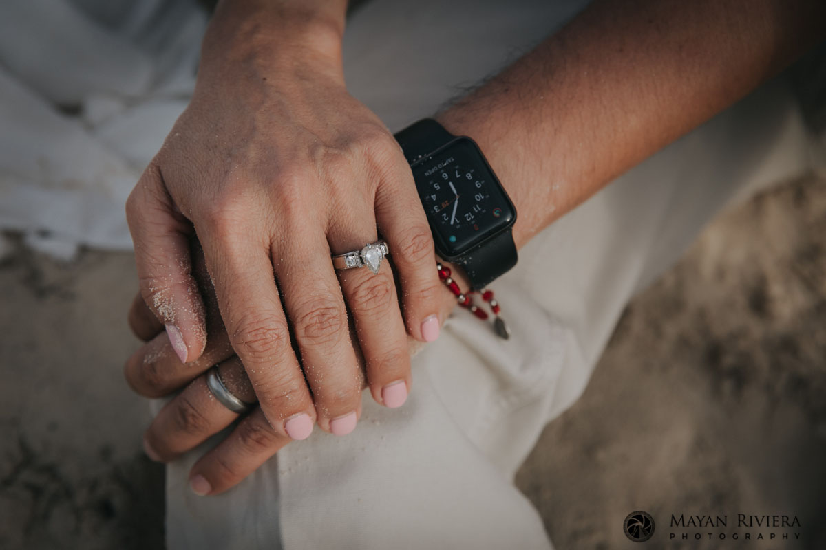 ParentsHandsShowingRings