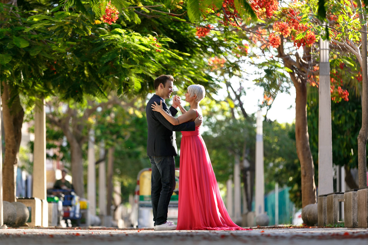 GitaAndAlanDanceOnUrbanStreet