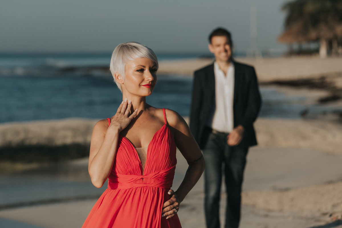 AlanFollowsGitaOnBeachWalktAtSunrise