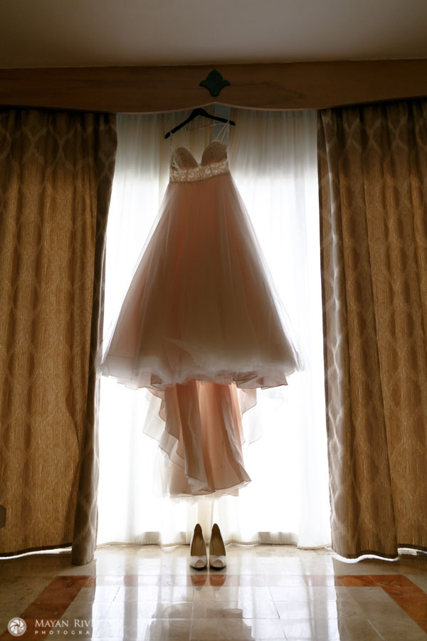 BeautifulBridalGownAndHeels