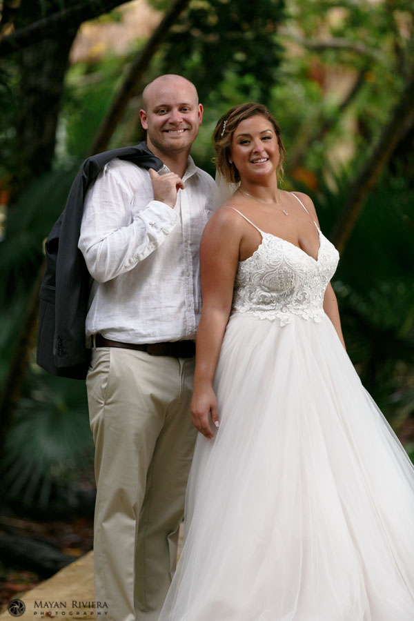 WeddingCouplePoseAfterFirstLook