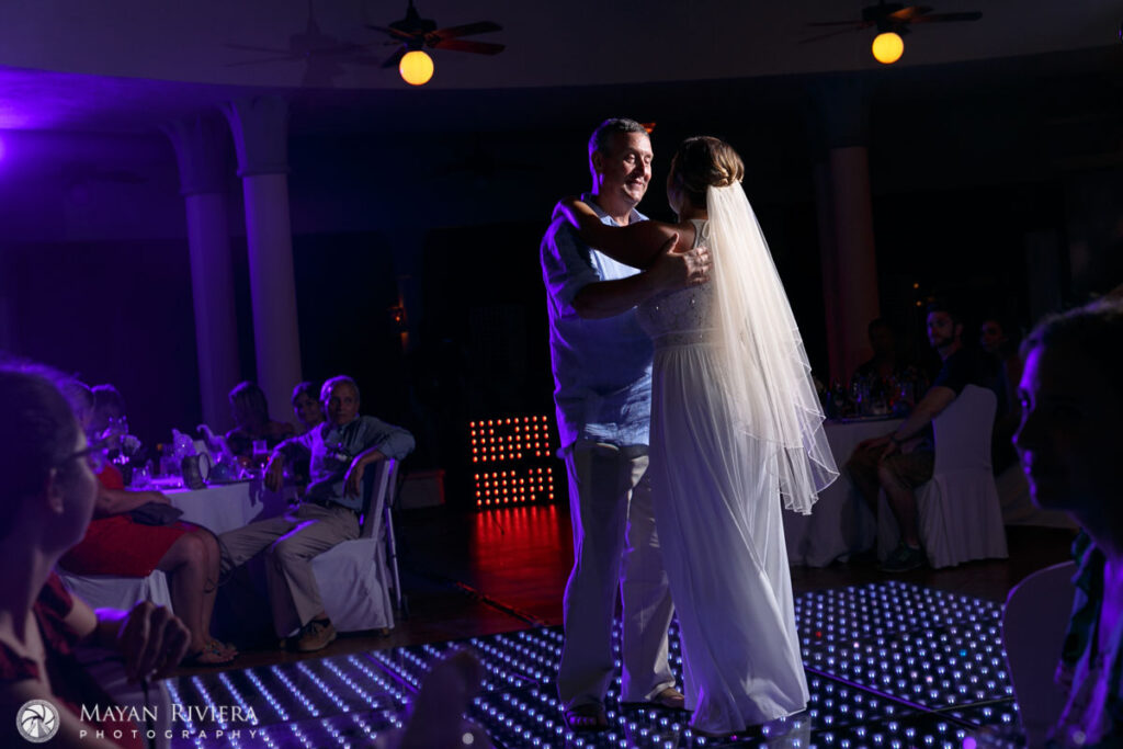 BrideDancesWithDad