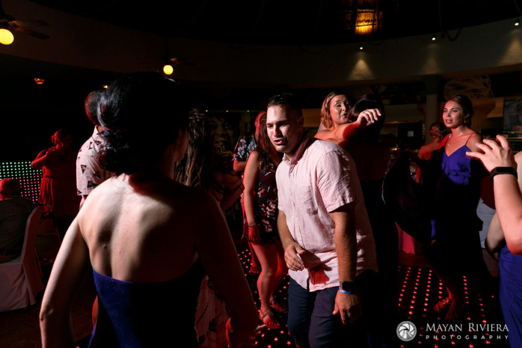 RockingReceptionDanceMoves