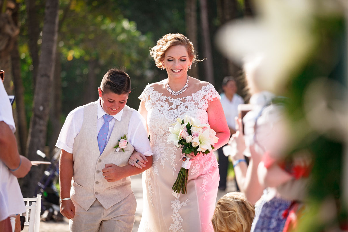 SonEscortsMomBrideToCeremony