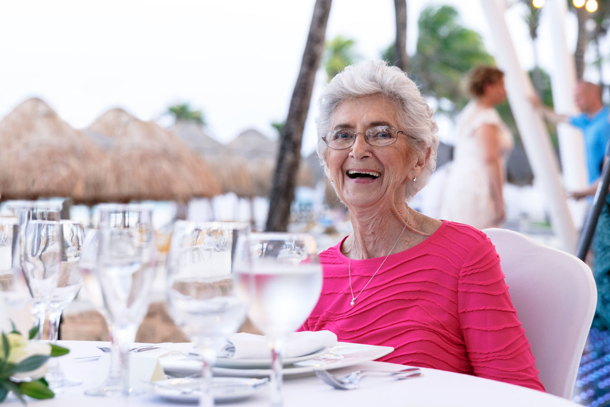 GrandmaLaughingAtReception