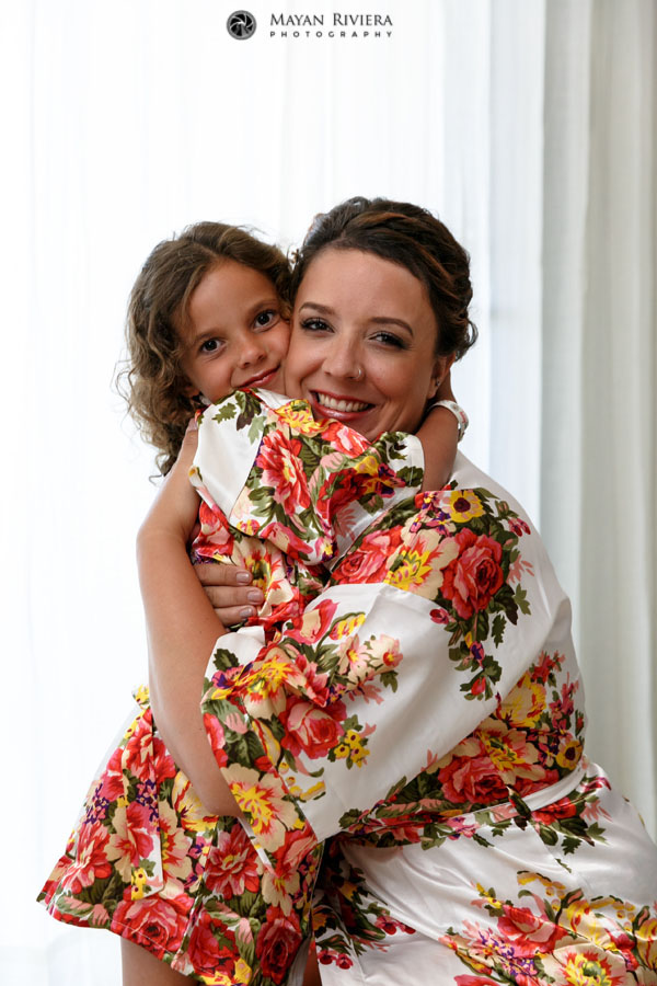 MamaBrideHuggingDaughter