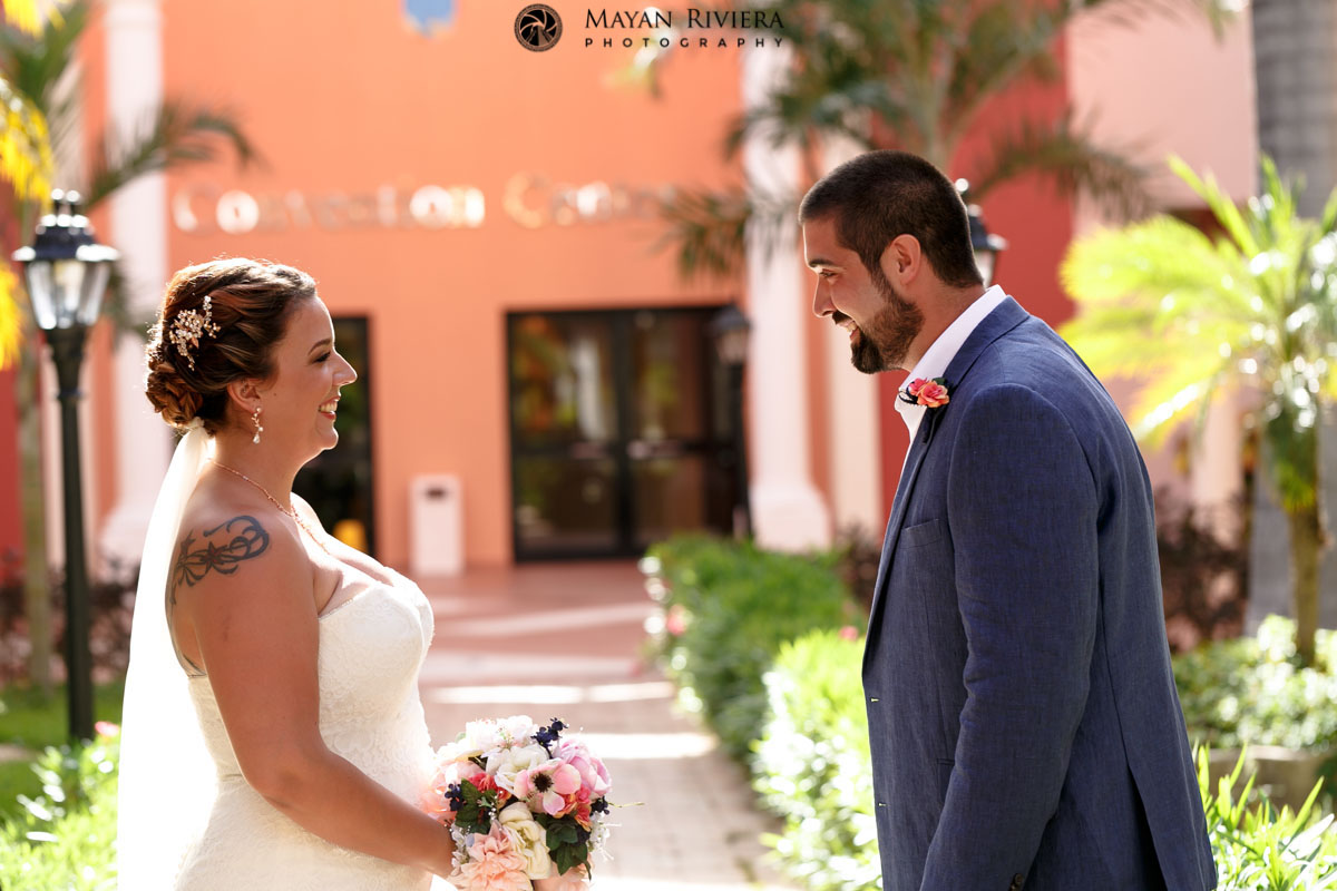 WeddingCoupleHasFirstLook