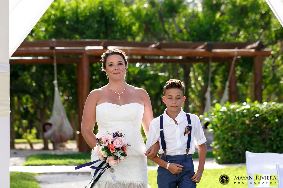 SonEscortsMomBrideToCeremony