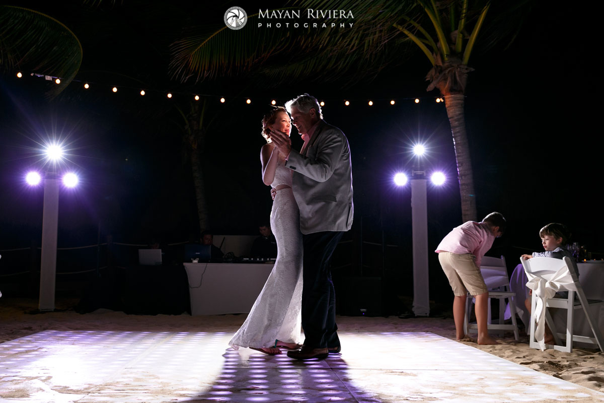 BrideDancesWithDad