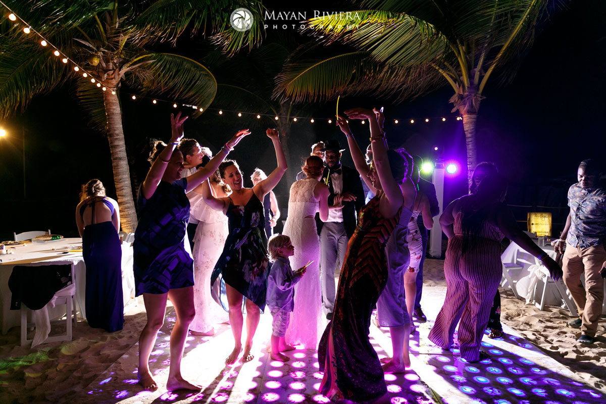 RockingReceptionDanceMoves