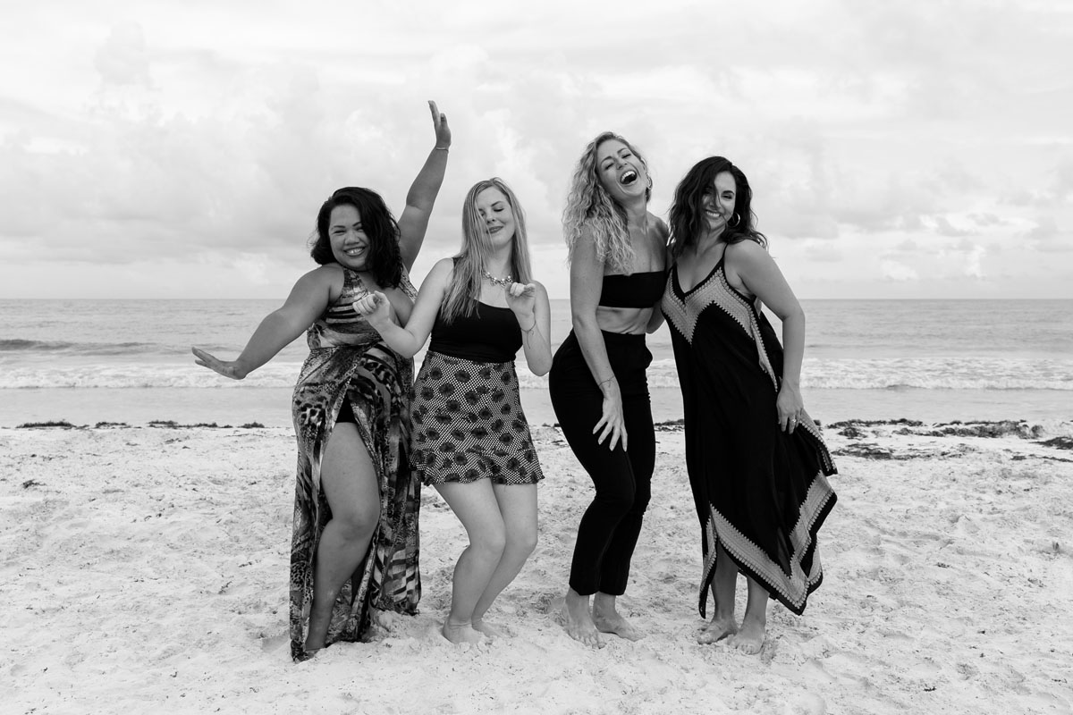 4FriendsPoseOnBeach