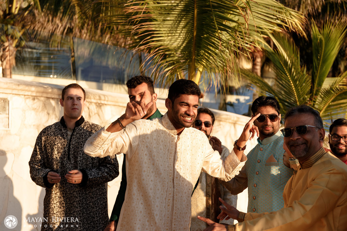 HappyHinduWeddingGuests