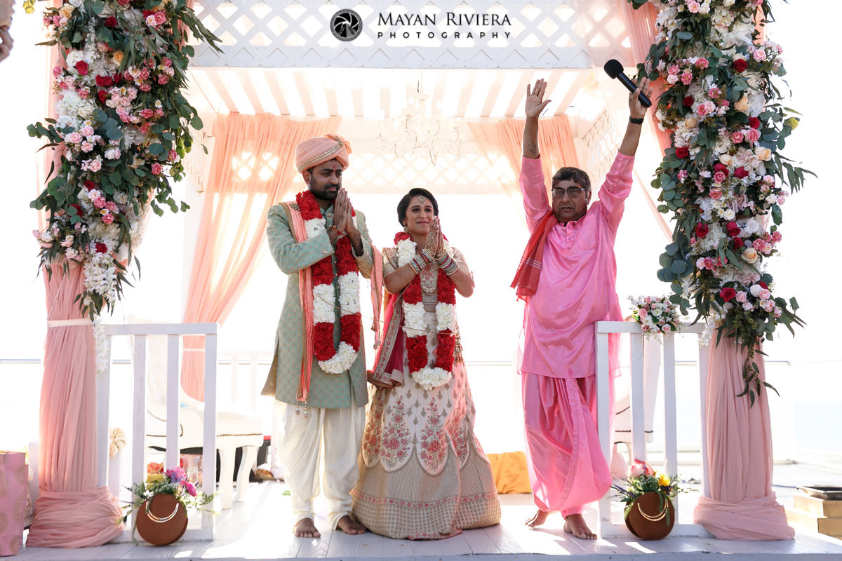 HinduWeddingCoupleWearingFlowerBoas