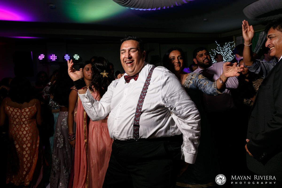 HinduWeddingGuestsDance