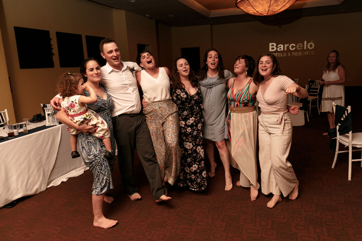 GroomDancesWithLadyLine