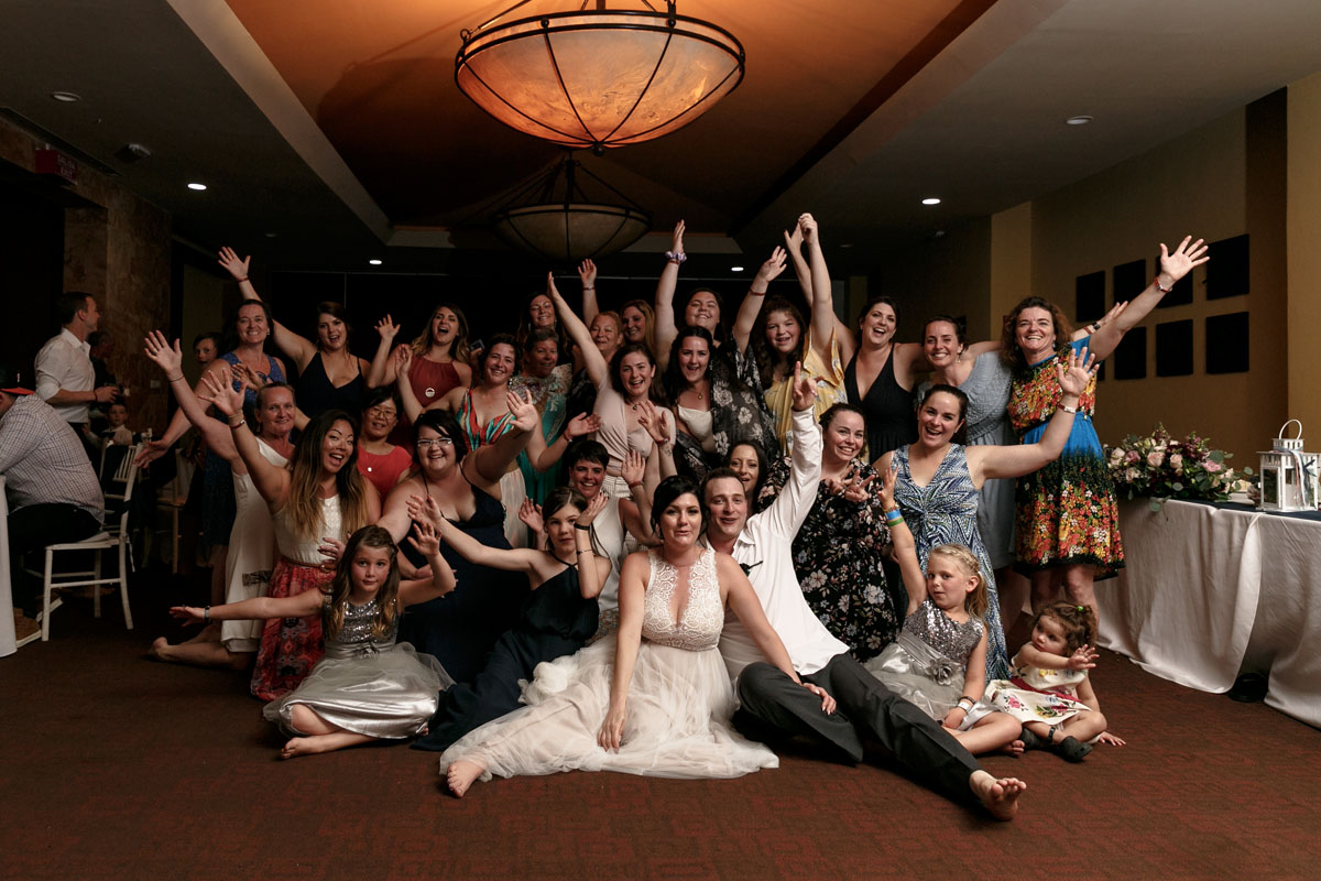 GuestsCheeringNewlyweds