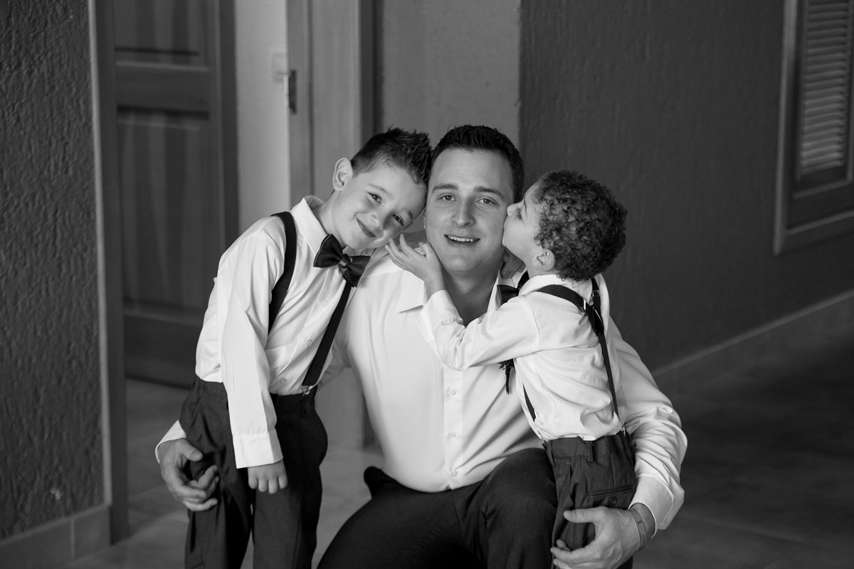 RingBearersKissGroom