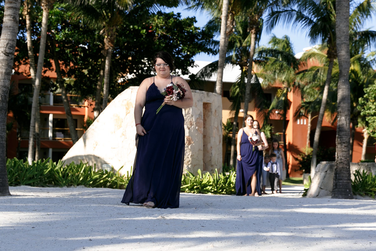 BarceloWeddingPartyWalkIn