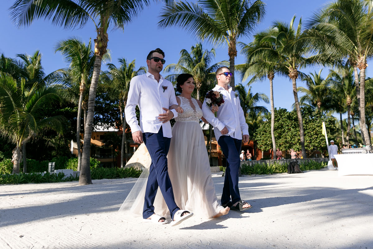 BarceloBrideWalksInWithEscorts