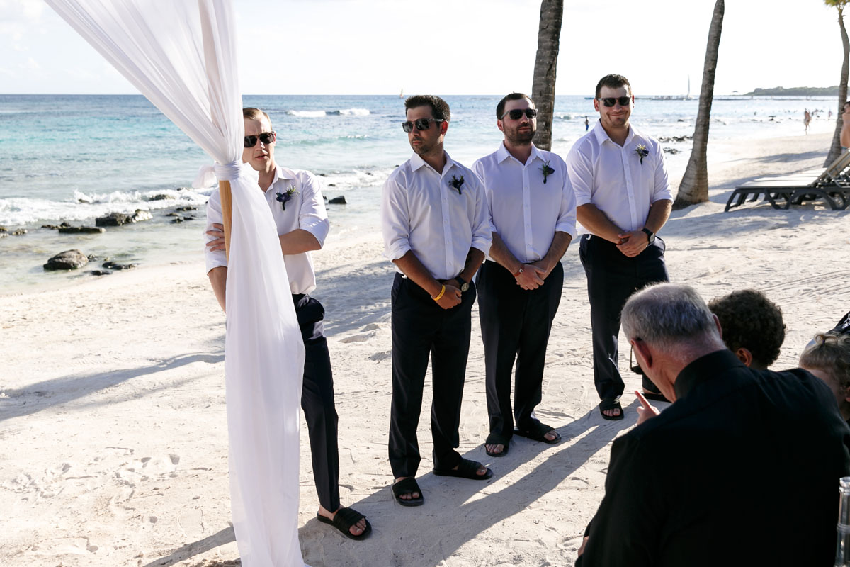 BarceloWeddingPartyWatchesCeremony