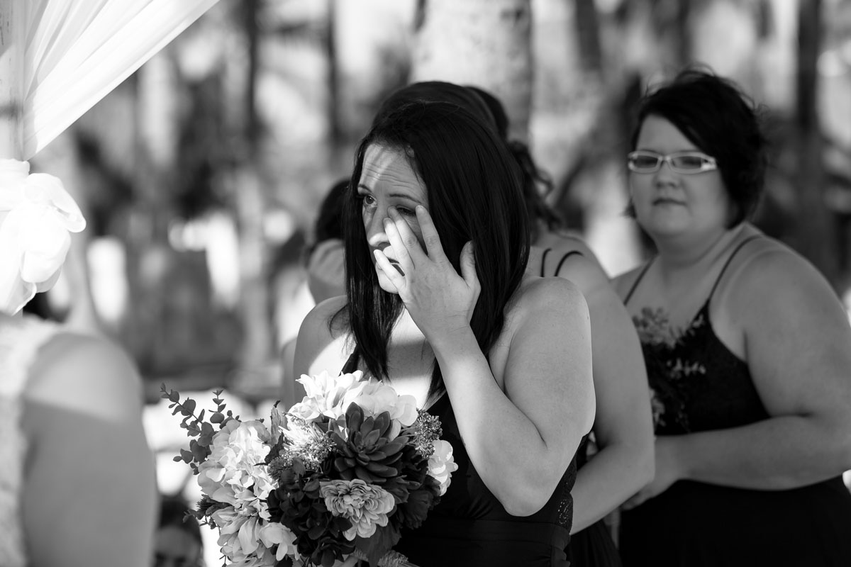 BarceloBridesmaidWipesHappyTears
